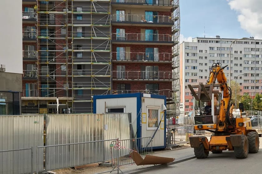Tak powstaje Port Popowice - jedna z największych nadodrzańskich j inwestycji mieszkaniowych we Wrocławiu.