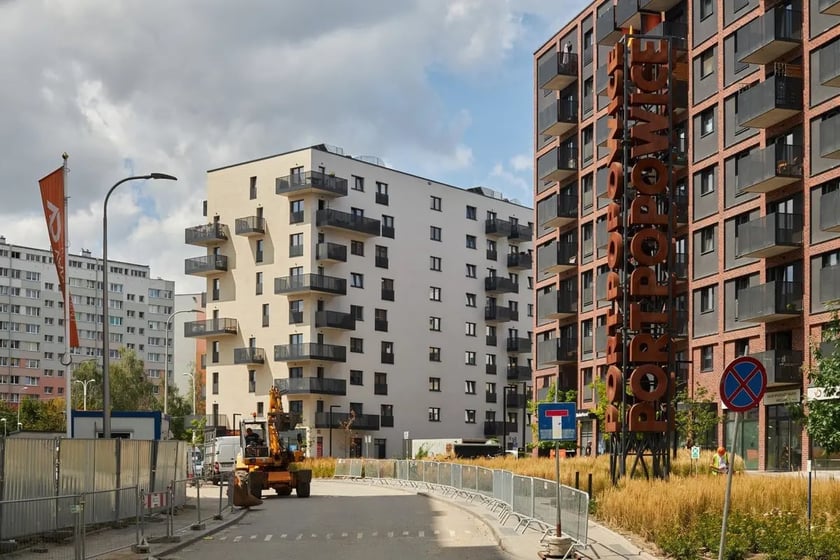 Tak powstaje Port Popowice - jedna z największych nadodrzańskich j inwestycji mieszkaniowych we Wrocławiu.