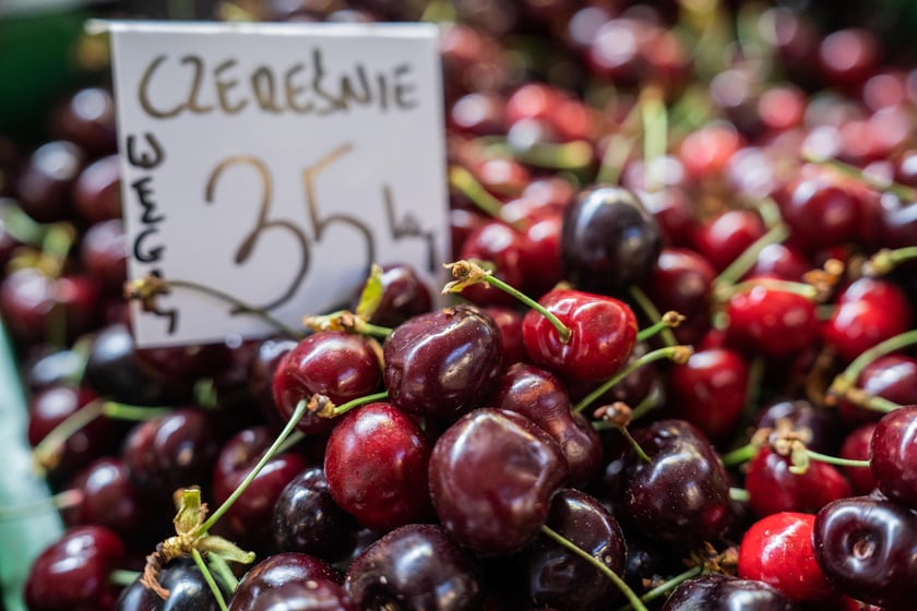Czereśnie w Hali Targowej