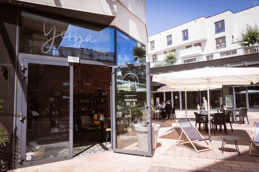 Yerba Cafe przy Bulwarach Książęcych