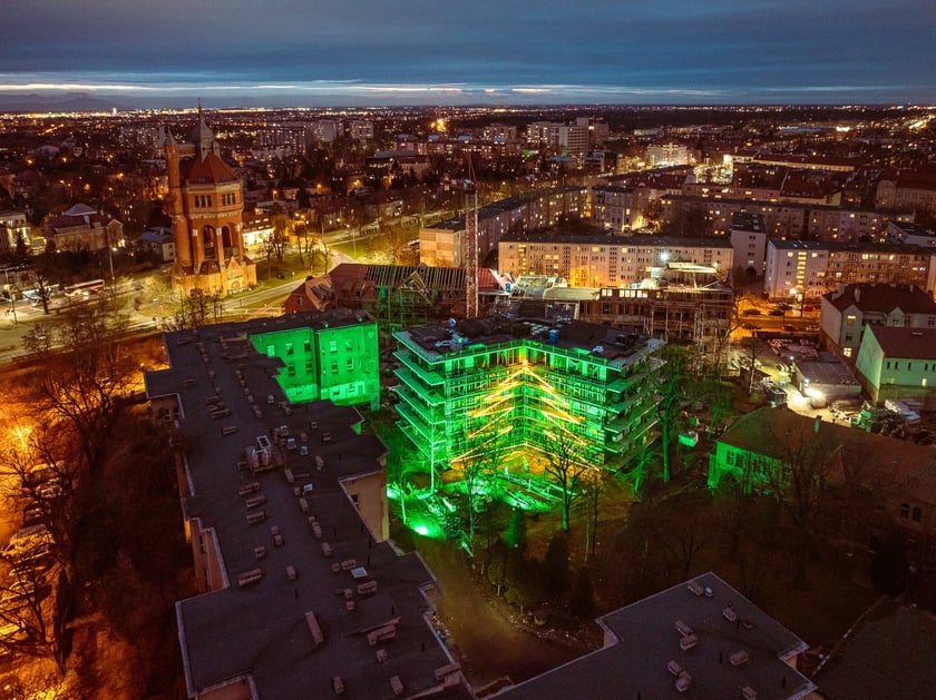 Budowa kompleksu Sudea