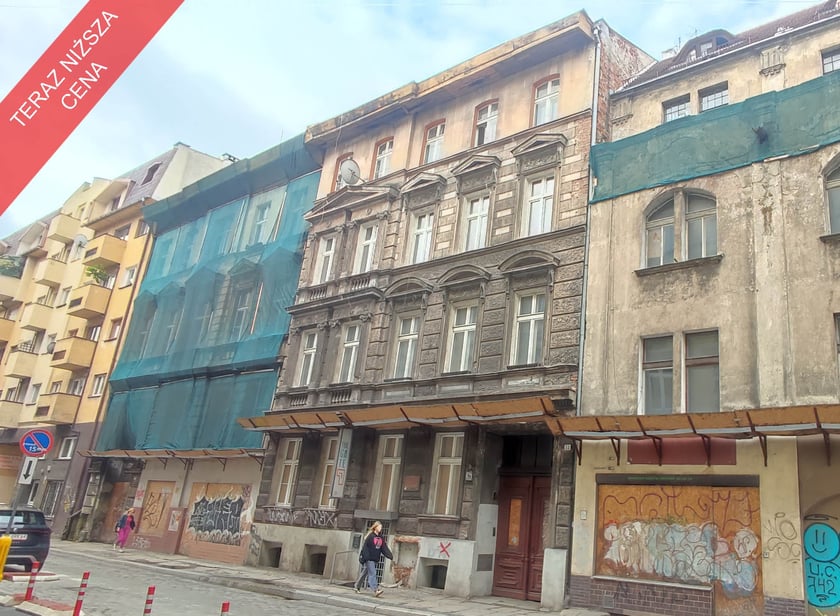 Ulica Dworcowa 1, 1a, 1b, Stare Miasto. Cena 6.640.000 zł

Powierzchnia działki: 1&nbsp;035 mkw.
