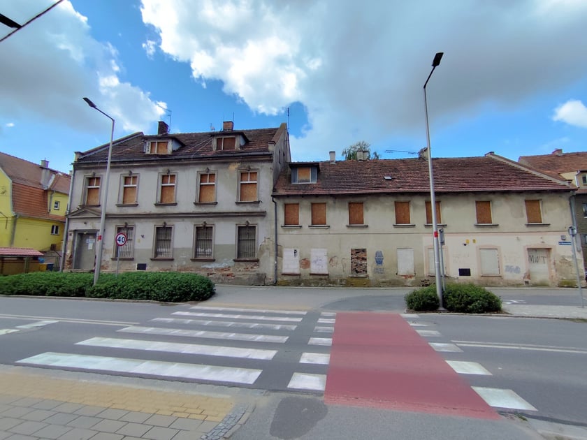 Ulica Osobowicka 134,136, Osobowice. Oferta w przygotowaniu

Powierzchnia działki: 1 216 mkw.
Powierzchnia budynku: 432 mkw.
