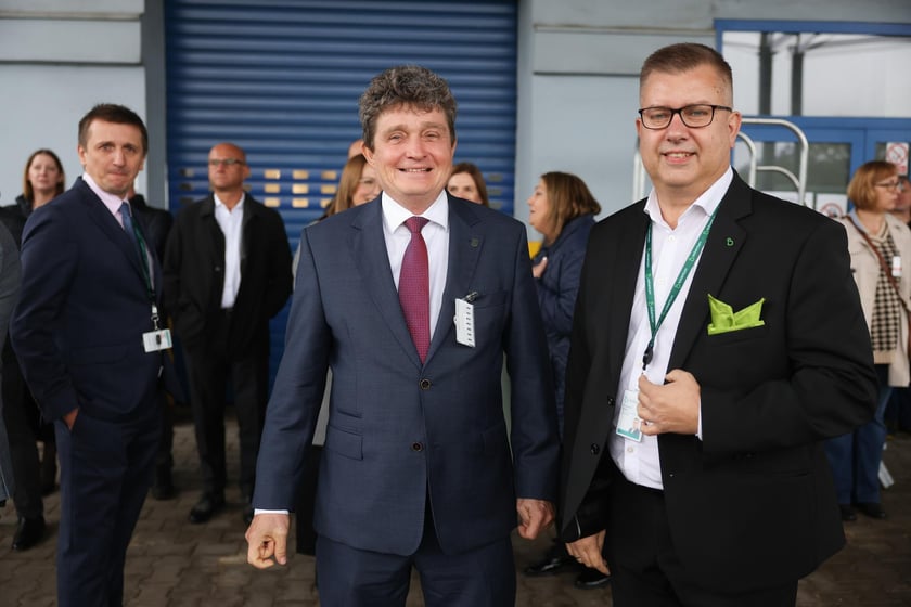 Uroczystość wkopania kamienia węgielnego pod  budowę fabryki Solventum we Wrocławiu.