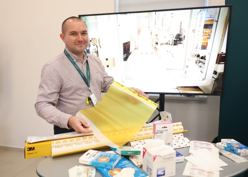 Uroczystość wkopania kamienia węgielnego pod  budowę fabryki Solventum we Wrocławiu.