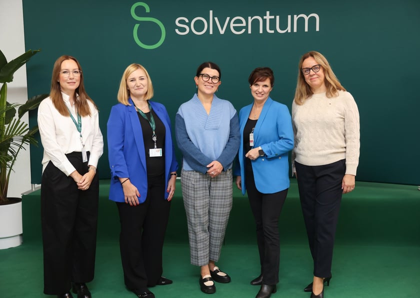 Uroczystość wkopania kamienia węgielnego pod  budowę fabryki Solventum we Wrocławiu.