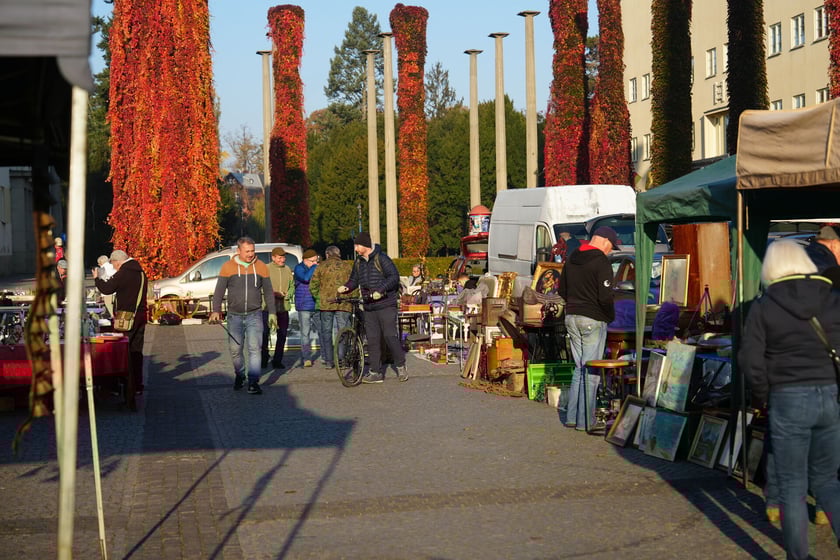 Giełda Staroci pod Iglicą 26 października
