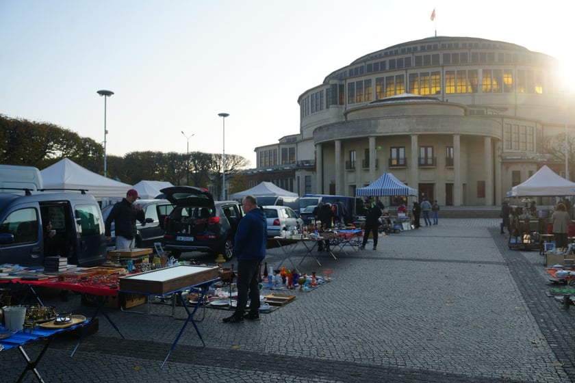Giełda Staroci pod Iglicą 26 października