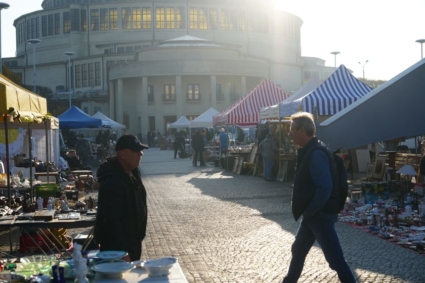Giełda Staroci pod Iglicą 26 października