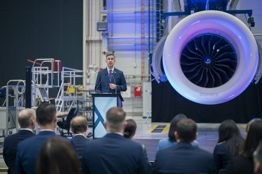 Spółka GE Aerospace ogłosiła w poniedziałek 24 marca oficjalne otwarcie nowoczesnego zakładu obsługi technicznej silników lotniczych XEOS w Środzie Śląskiej koło Wrocławia