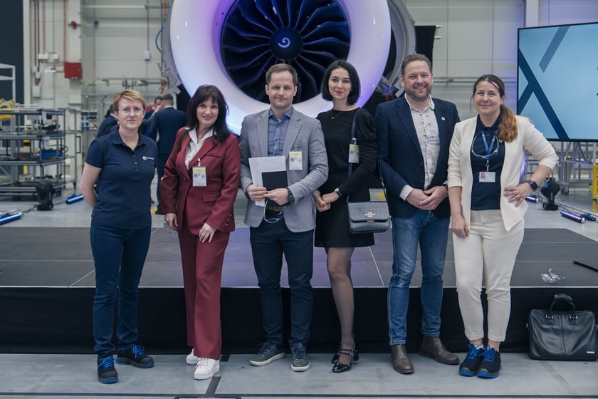 Spółka GE Aerospace ogłosiła w poniedziałek 24 marca oficjalne otwarcie nowoczesnego zakładu obsługi technicznej silników lotniczych XEOS w Środzie Śląskiej koło Wrocławia