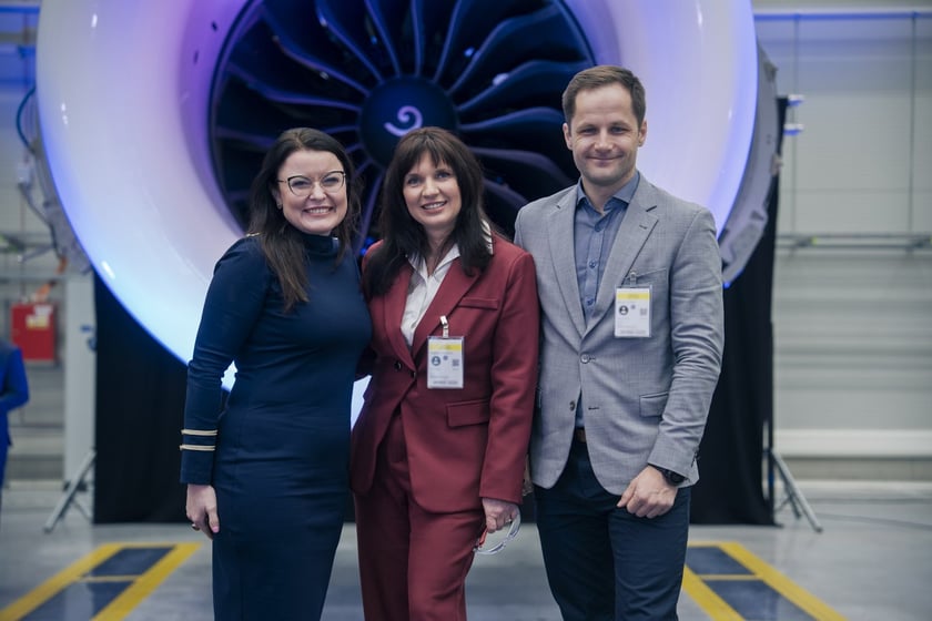 Spółka GE Aerospace ogłosiła w poniedziałek 24 marca oficjalne otwarcie nowoczesnego zakładu obsługi technicznej silników lotniczych XEOS w Środzie Śląskiej koło Wrocławia
