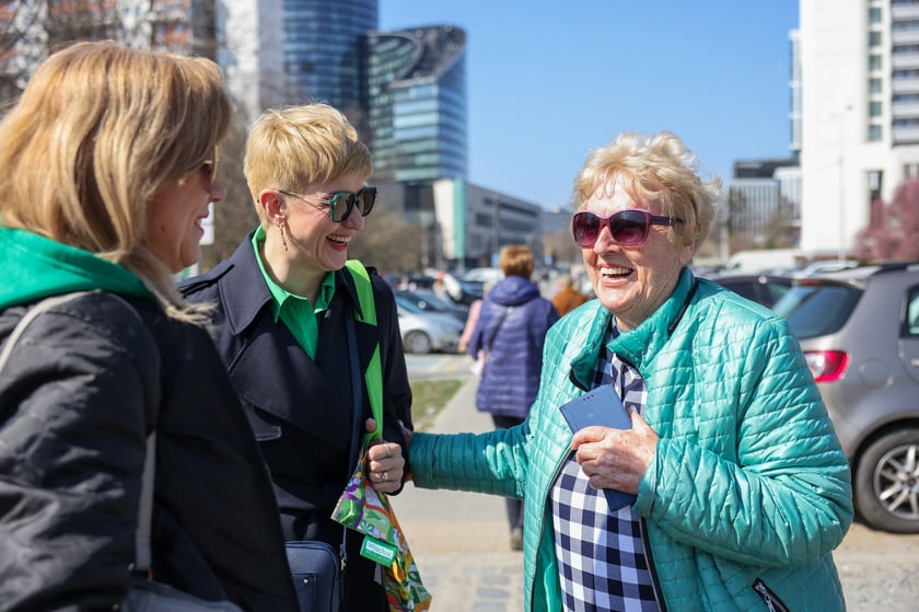 Rozpoczęcie akcji „Pokochaj wrocławskie targowiska” na bazarze "Komandor"