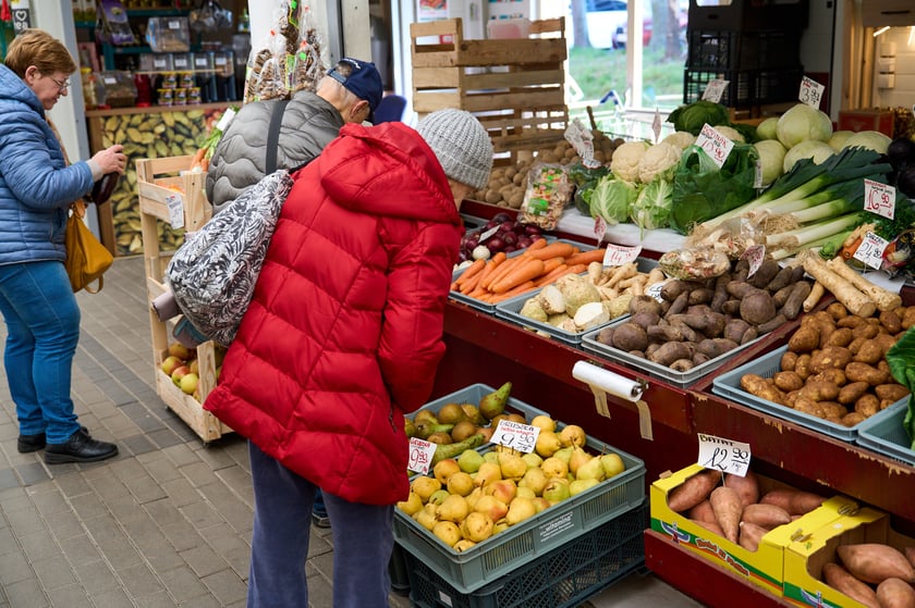 Pasaż Zielińskiego. Zakupy przedświąteczne na wrocławskich targowiskach.