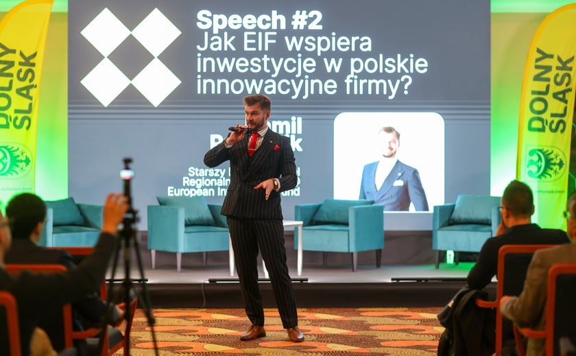 Uczestnicy konferencji „Wall Street Startupy, czyli aniołowie biznesu. Inwestycje. Exity”.