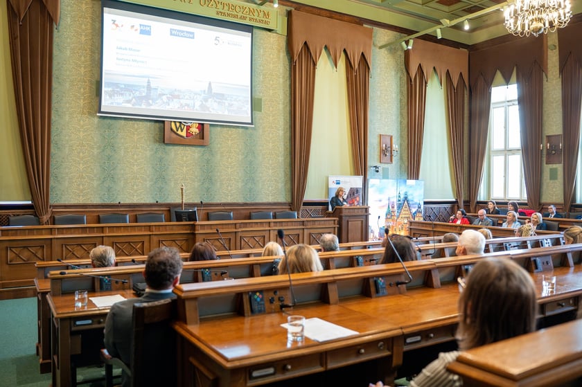Uczestnicy konferencji „Wrocław dla Przedsiębiorców – Rynek Pracy 2025”.