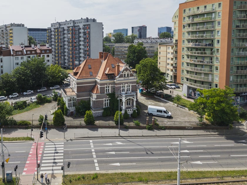 Willa pod adresem ul. Legnicka 42, 23 czerwca 2025 roku