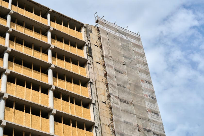 Wyburzanie Arkad Wrocławskich w czerwcu 2025
