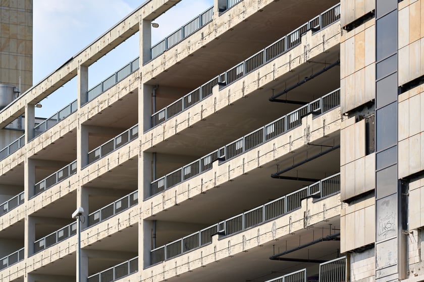 Wyburzanie Arkad Wrocławskich w czerwcu 2025