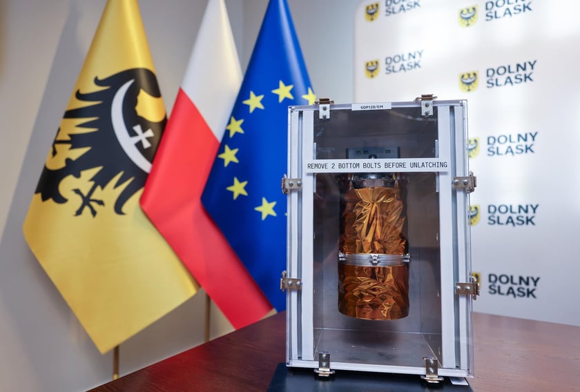 Uczestnicy spotkania firmy Scanway z przedstawicielami samorządu i ARAW.
