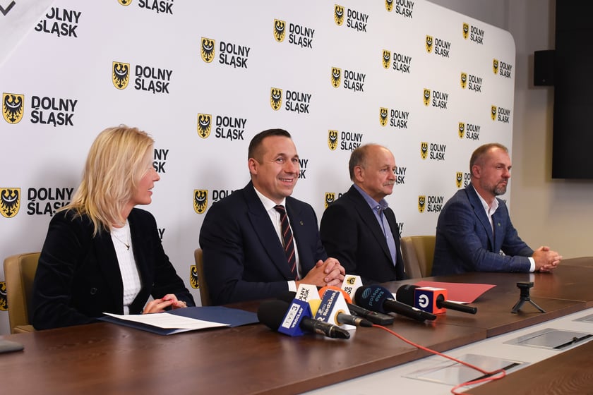 W dniach 2-4 września 2025 roku w Karpaczu odbędzie się XXXIV Forum Ekonomiczne - konferencja prasowa zapowiadająca to wydarzenie