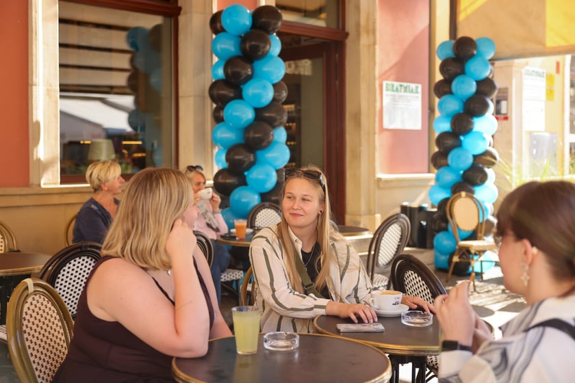 Green Caffe Nero na Rynku w dniu otwarcia (20 sierpnia 2025)