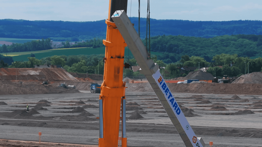 Najnowsza inwestycja niemieckiego koncernu w Jaworze to Mercedes-Benz Vans – czyli nowa fabryka lekkich samochodów dostawczych.