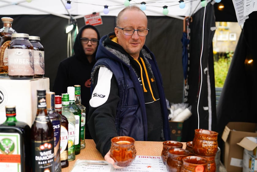 Uczestnicy Wrocławskiego Oktoberfest  na placu Nowy Targ, 11.10.2025 r.