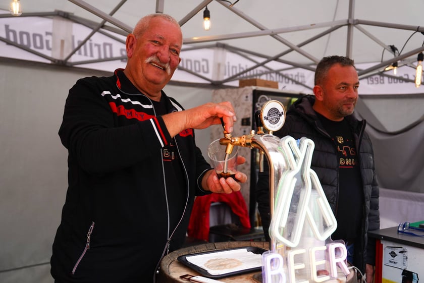 Uczestnicy Wrocławskiego Oktoberfest  na placu Nowy Targ, 11.10.2025 r.