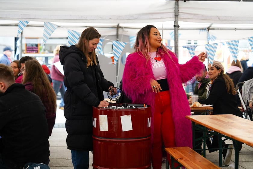 Uczestnicy Wrocławskiego Oktoberfest  na placu Nowy Targ, 11.10.2025 r.