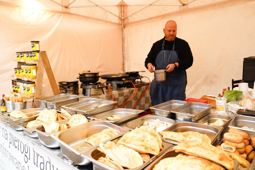 Uczestnicy Wrocławskiego Oktoberfest  na placu Nowy Targ, 11.10.2025 r.