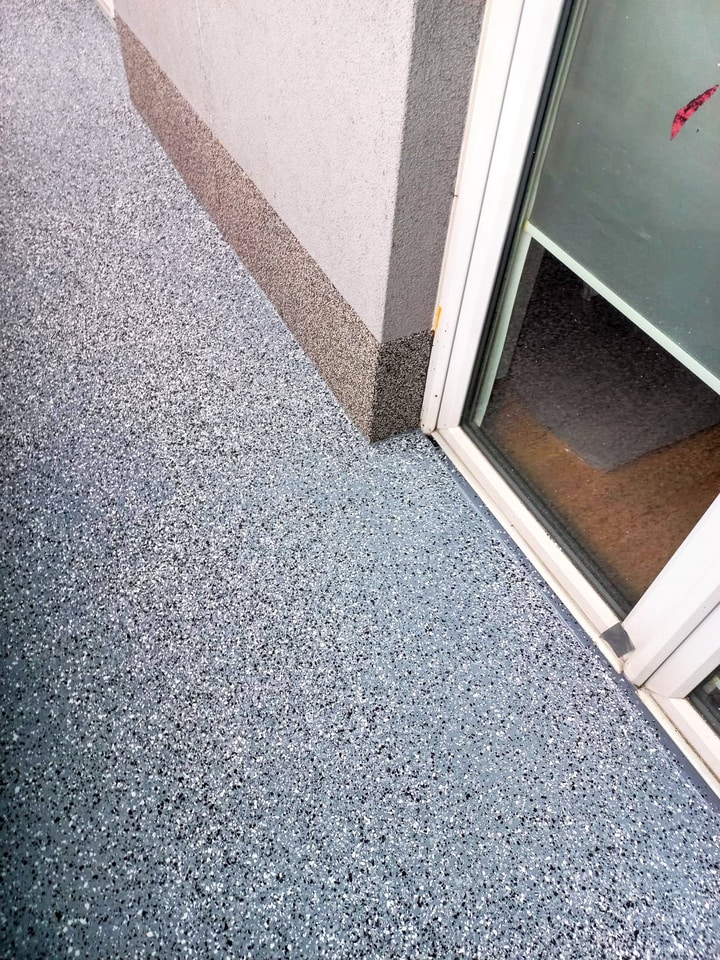 Zakończył się kompleksowy remont ponad 170 balkonów w mieszkaniach wrocławskiej spółki w Leśnicy i na Zakrzowie.