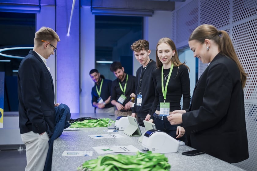 Uczestnicy 11. edycji Startup WRO Meetup.