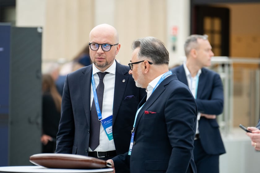 Drugi dzień konferencji East x West Forum w Pawilonie Czterech Kopuł we Wrocławiu (9 kwietnia 2026 r.).