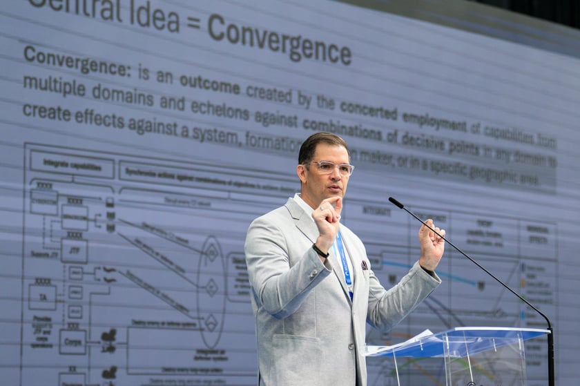 Drugi dzień konferencji East x West Forum w Pawilonie Czterech Kopuł we Wrocławiu (9 kwietnia 2026 r.).