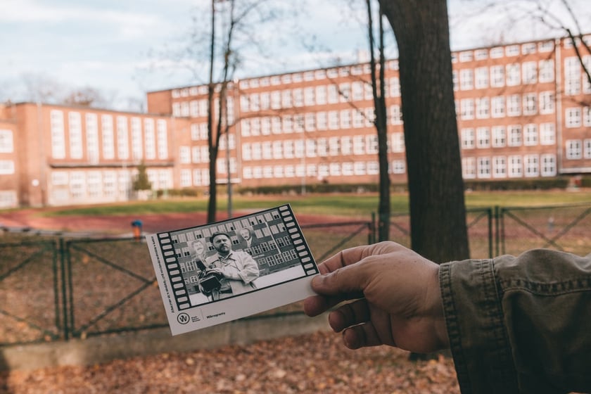 Mikrogranty, spacer historyczny, zdjęcie ilustracyjne