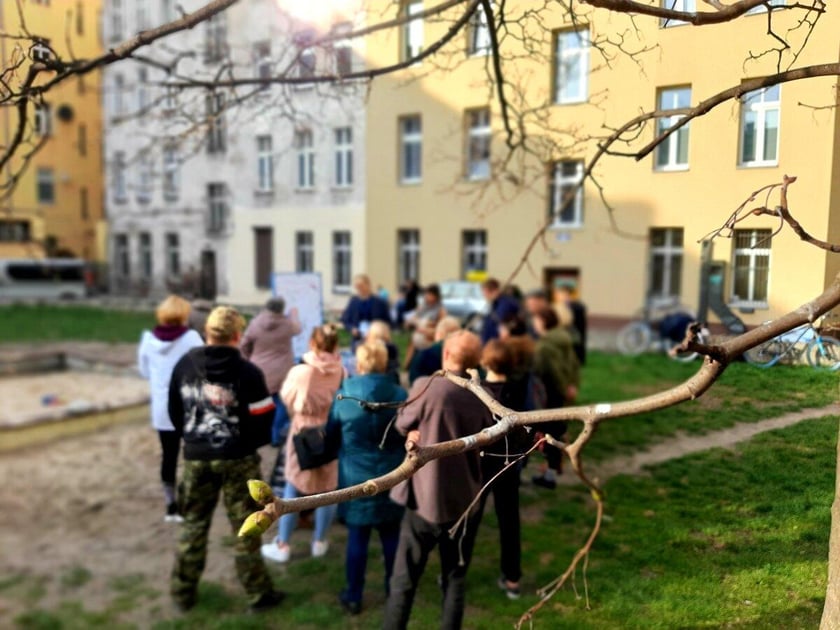 konsultacje podwórka przy ulicy Barlickiego we Wrocławiu