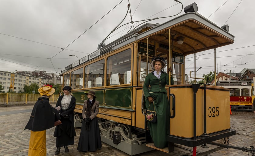 Remont tramwaju Maximum z 1901 roku rozpoczął się od wygranego projektu WBO. W kolejnych latach kontynuowany był z innych środków.