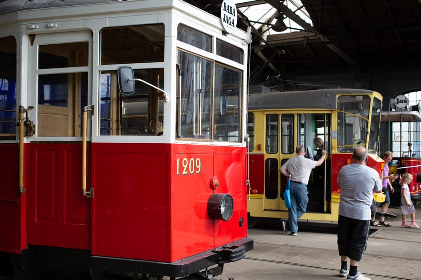 tramwaj LH Standard w dawnej zajezdni Popowice przy ul. Legnickiej we Wrocławiu