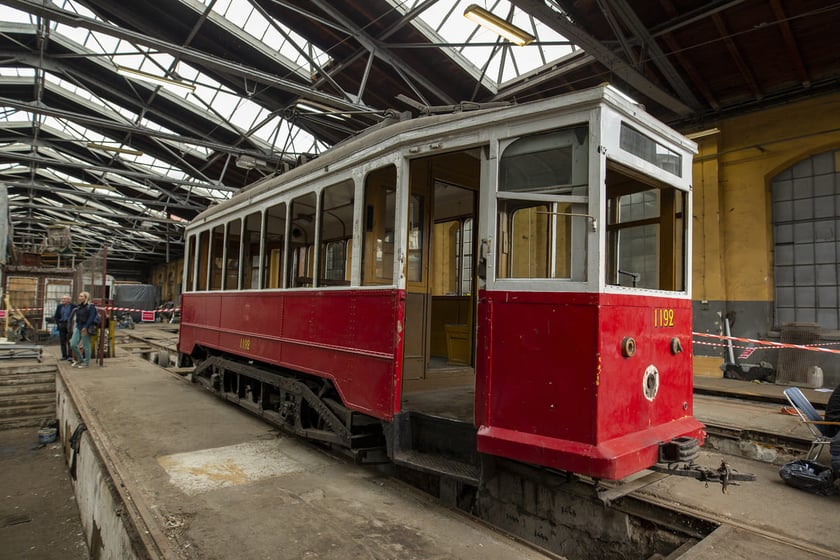 tramwaj LH Standard w zajezdni Popowice przy ulicy Legnickiej