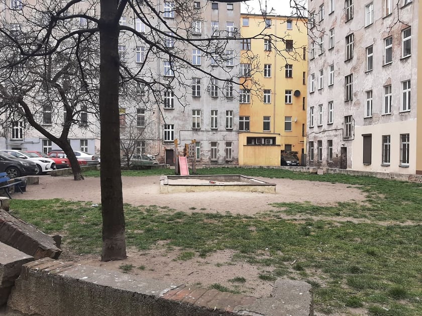 Plac zabaw przy Barlickiego przed konsultacjami