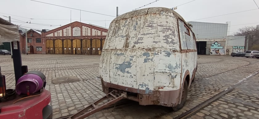 Przyczepa Jelcz PO-1 przed remontem