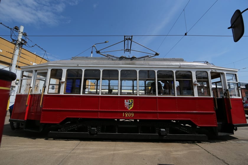 Zabytkowy tramwaj typu LH Standard z 1925 roku, "Baba Jaga"