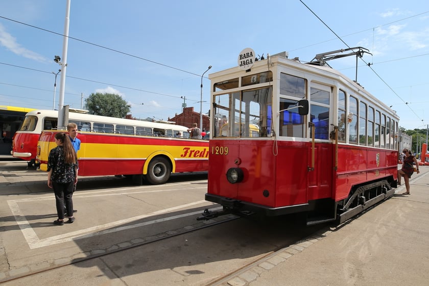 Zabytkowy tramwaj typu LH Standard z 1925 roku, "Baba Jaga"
