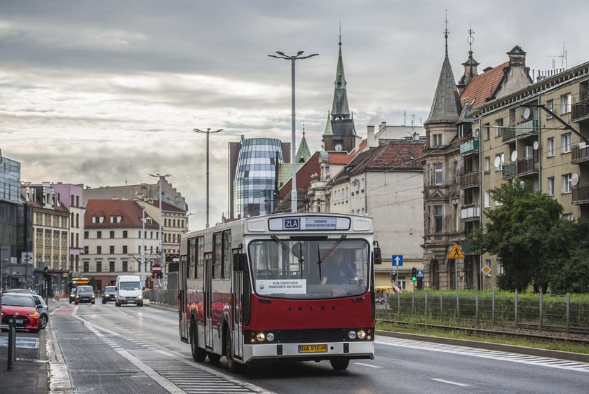 Zabytkowy tabor Wrocławskich Linii Turystycznych, zdjęcie archiwalne