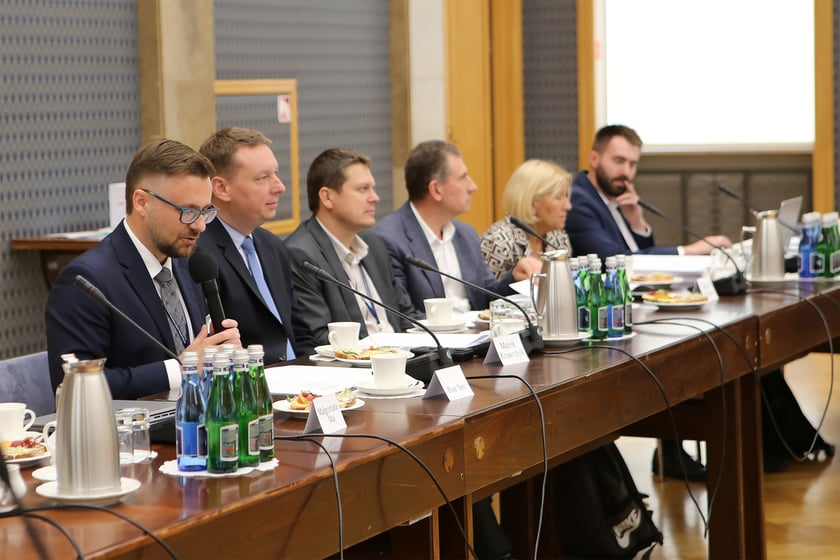Inauguracyjne posiedzenie grupy roboczej ds. uproszczeń prawnych dla trzeciego sektora, 12.06.2024