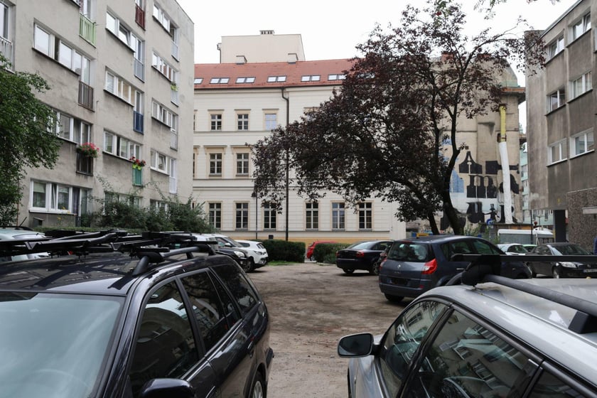 Podwórko przy ulicach Uniwersytecka / Szewska