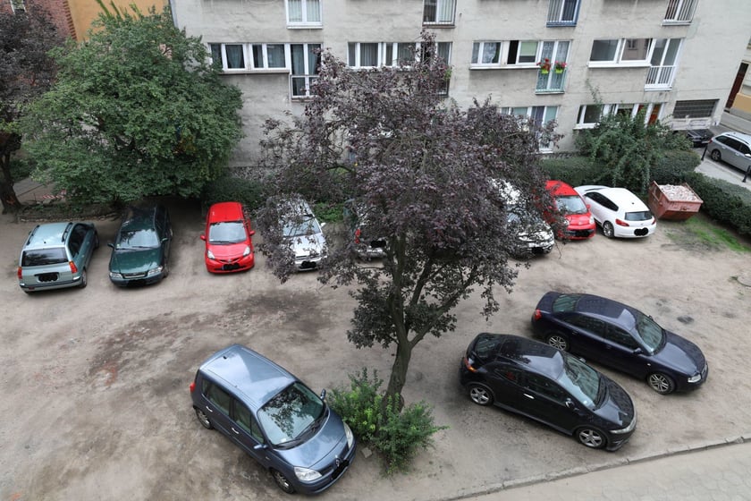Podwórko przy ulicach Uniwersytecka / Szewska