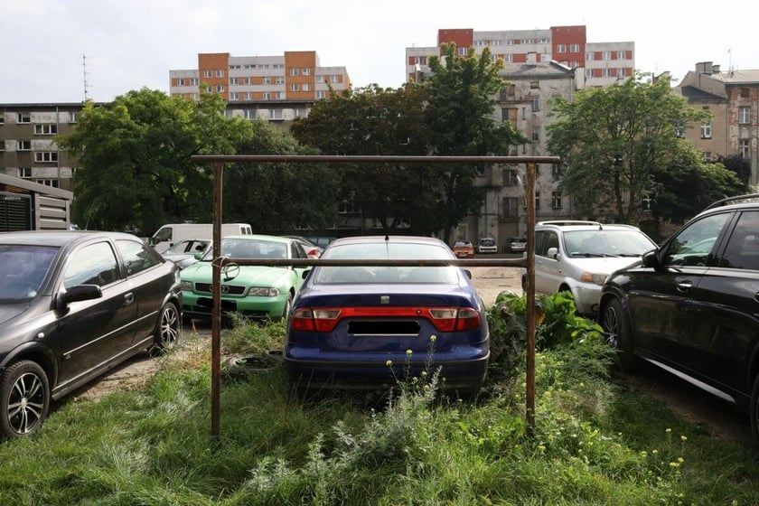 Widok podwórka przy ul. Górnickiego.
