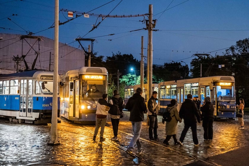 Tramwajem wieczorową porą. Zabytkowe tramwaje ruszają w trasę. Sobota, 05.10.2024